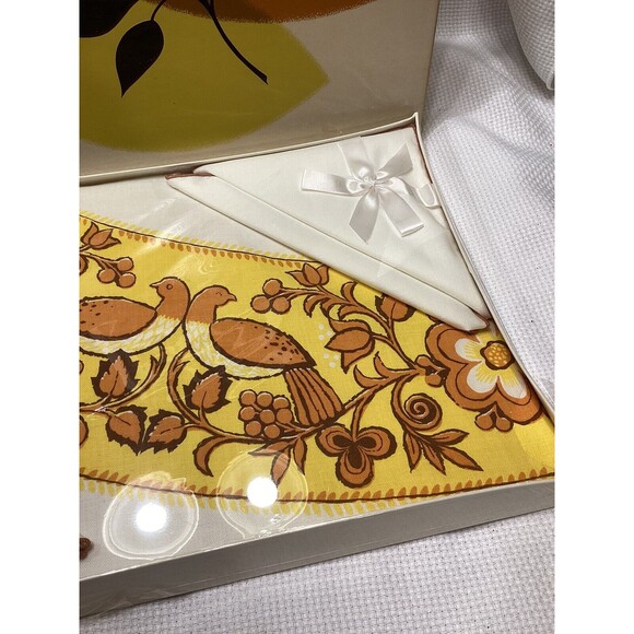Vintage Simtex by Steven Luxury Gift Set Tablecloth & Napkins Original Box 60s - Picture 3 of 16
